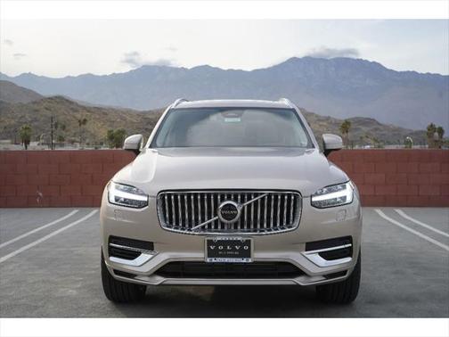 2025 Volvo XC90 Plug-In Hybrid T8 Plus 7-Seater