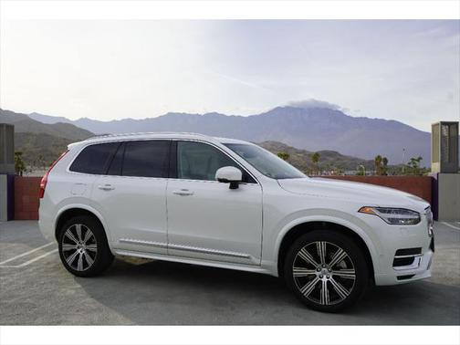 2025 Volvo XC90 Plug-In Hybrid T8 Ultra 7-Seater