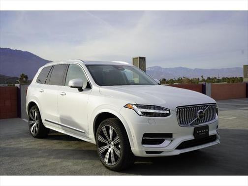 2025 Volvo XC90 Plug-In Hybrid T8 Ultra 7-Seater