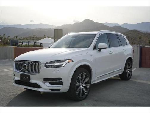 2025 Volvo XC90 Plug-In Hybrid T8 Ultra 7-Seater