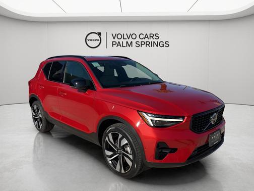 Red 2025 Volvo XC40 B5 Ultra Dark Theme