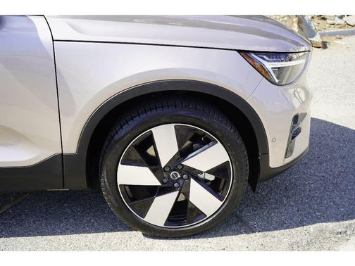 2023 Volvo XC40 Recharge Pure Electric Twin Ultimate