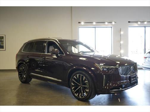 2025 Volvo XC90 Plug-In Hybrid T8 Ultra 6-Seater