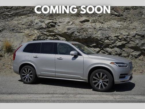 2025 Volvo XC90 B5 Plus