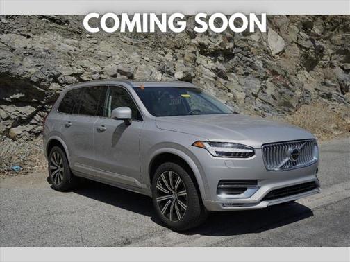 2025 Volvo XC90 B5 Plus