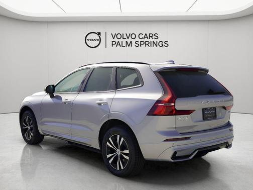 2025 Volvo XC60 B5 Core