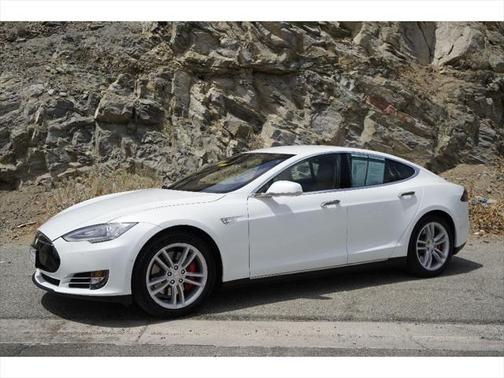 2014 Tesla Model S Performance