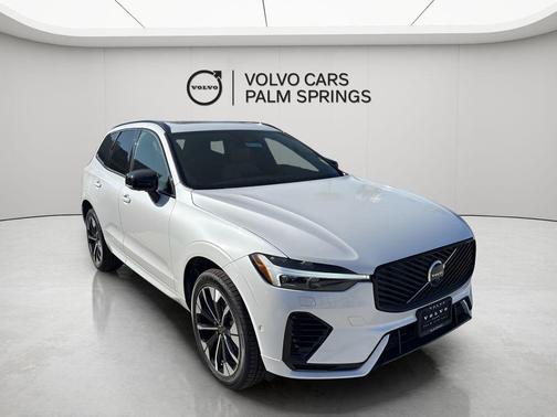 Crystal White Metallic 2026 Volvo XC60 Plug-In Hybrid T8 Plus