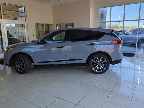 2025 Acura RDX 