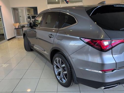 2023 Acura MDX 