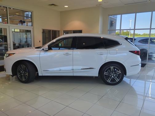 2025 Acura MDX 
