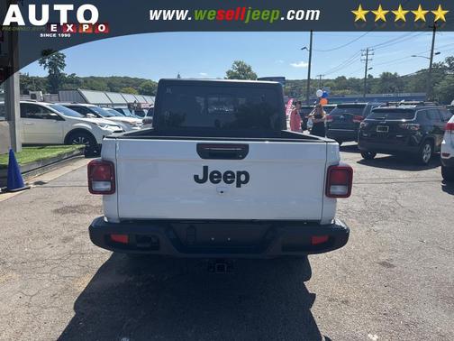 2023 Jeep Gladiator Sport S