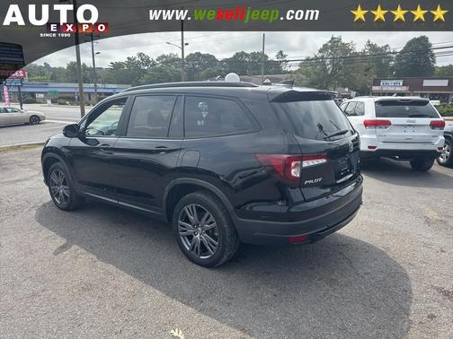 2022 Honda Pilot AWD Sport
