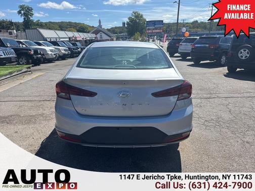 2020 Hyundai ELANTRA SE