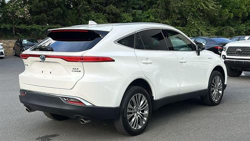 Blizzard Pearl 2021 Toyota Venza XLE