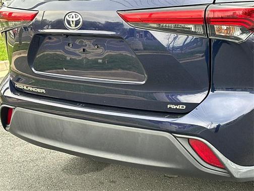 2021 Toyota Highlander L