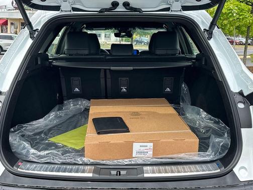 Oxygen White 2026 Toyota Crown Signia XLE