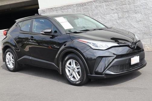 Photo 2 of 22 of 2021 Toyota C-HR LE