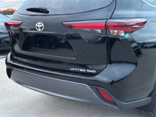 2026 Toyota Highlander Limited