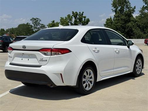 2024 Toyota Corolla Hybrid LE