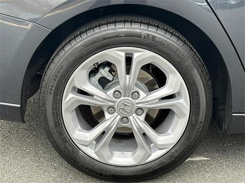 2025 Honda Accord LX 1.5T