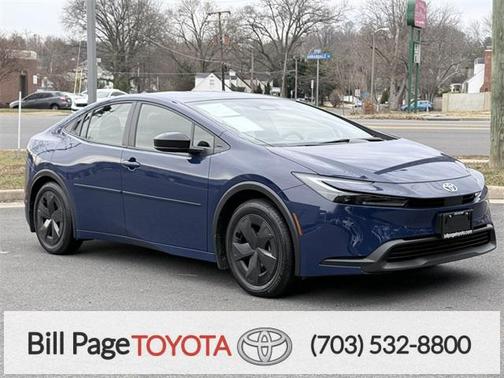 2025 Toyota Prius LE