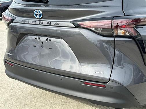2025 Toyota Sienna XLE 7 Passenger