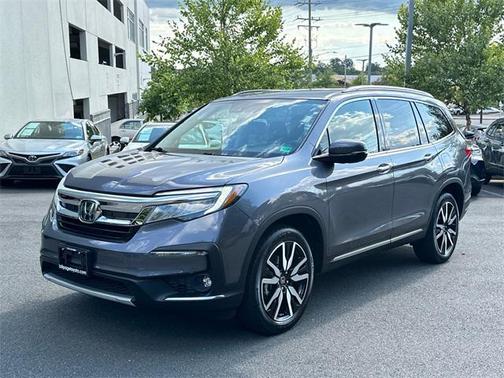 2021 Honda Pilot Touring 8-Passenger