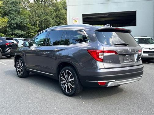 2021 Honda Pilot Touring 8-Passenger