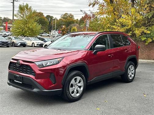 2020 Toyota RAV4 LE