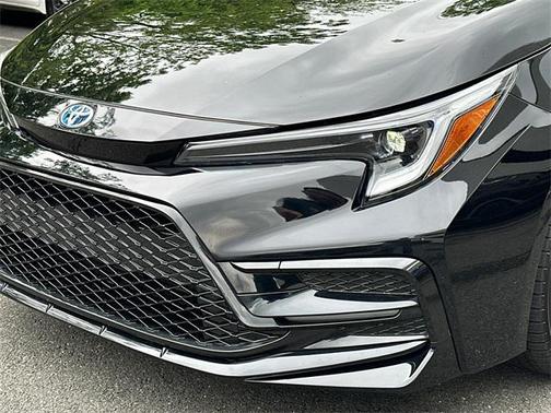 2024 Toyota Corolla Hybrid SE