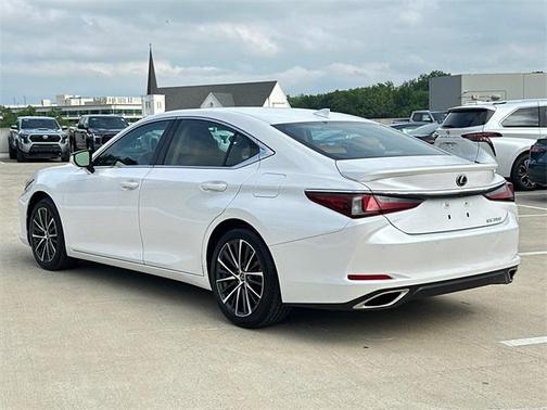 2022 Lexus ES 350 Base