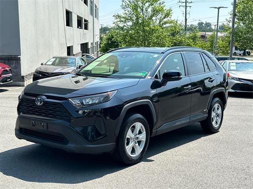 2020 Toyota RAV4 Hybrid LE