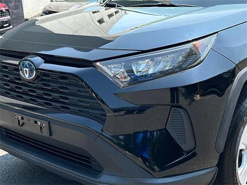 2020 Toyota RAV4 Hybrid LE