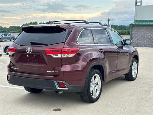 2017 Toyota Highlander Limited
