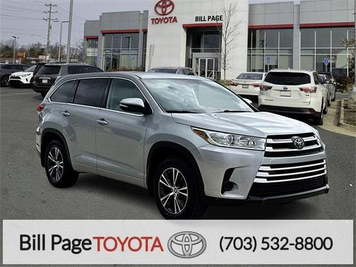 Celestial Silver Metallic 2018 Toyota Highlander LE