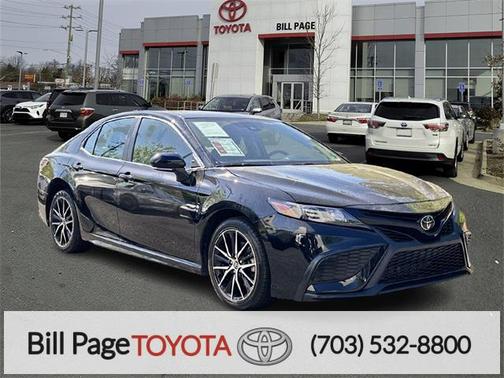2022 Toyota Camry SE