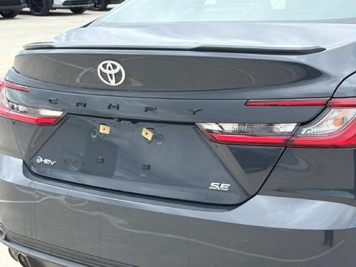 Underground 2025 Toyota Camry SE