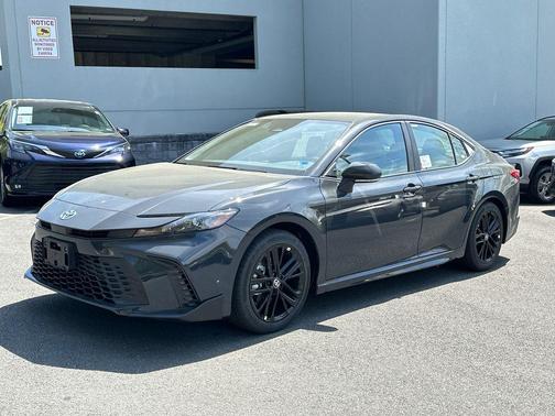 Underground 2026 Toyota Camry SE