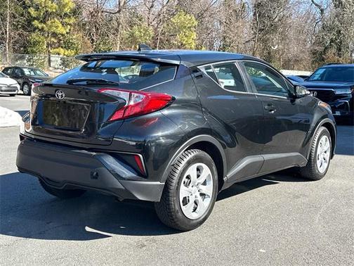 2021 Toyota C-HR LE