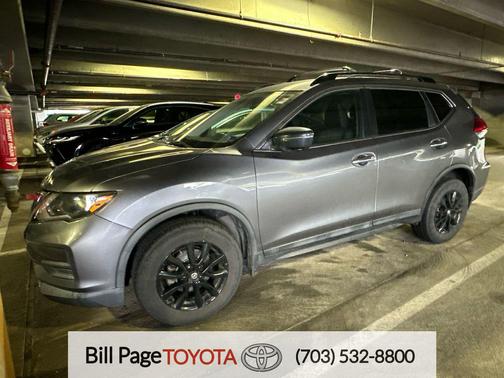 Gun Metallic 2017 Nissan Rogue SV