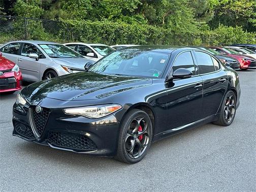 2017 Alfa Romeo Giulia Ti