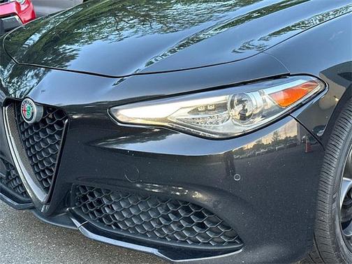 2017 Alfa Romeo Giulia Ti