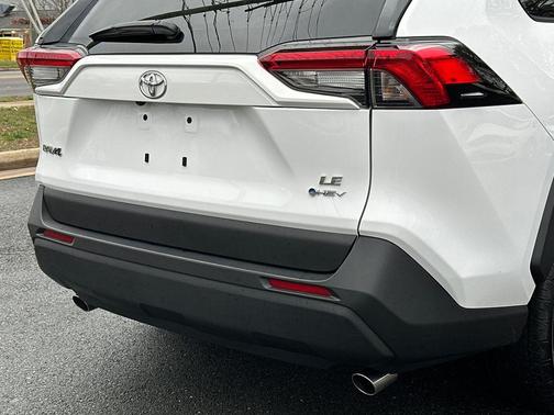 2025 Toyota RAV4 Hybrid LE