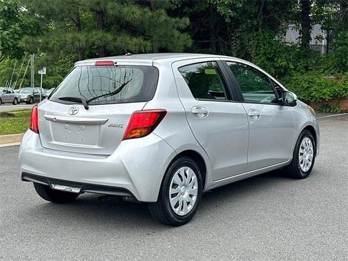 2016 Toyota Yaris L