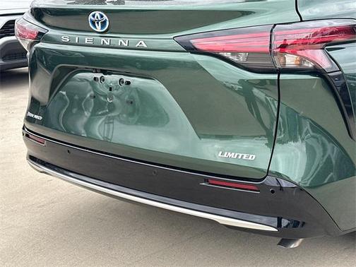 2025 Toyota Sienna Limited