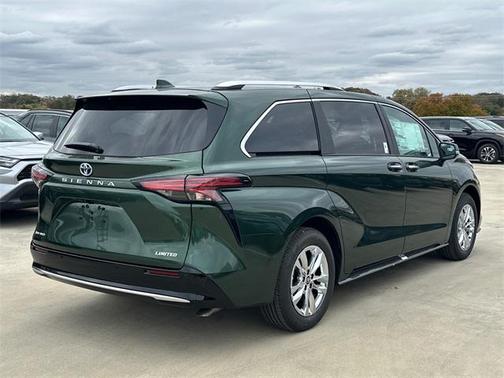 2025 Toyota Sienna Limited