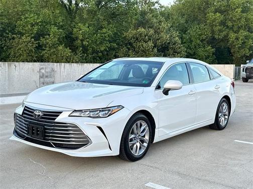 2022 Toyota Avalon XLE