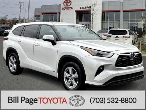 Pearl 2022 Toyota Highlander Hybrid LE