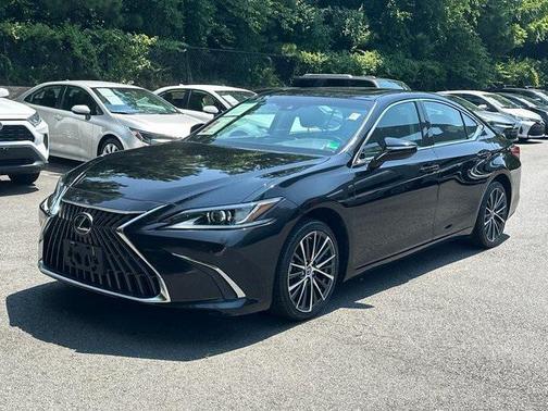 2022 Lexus ES 350 Base